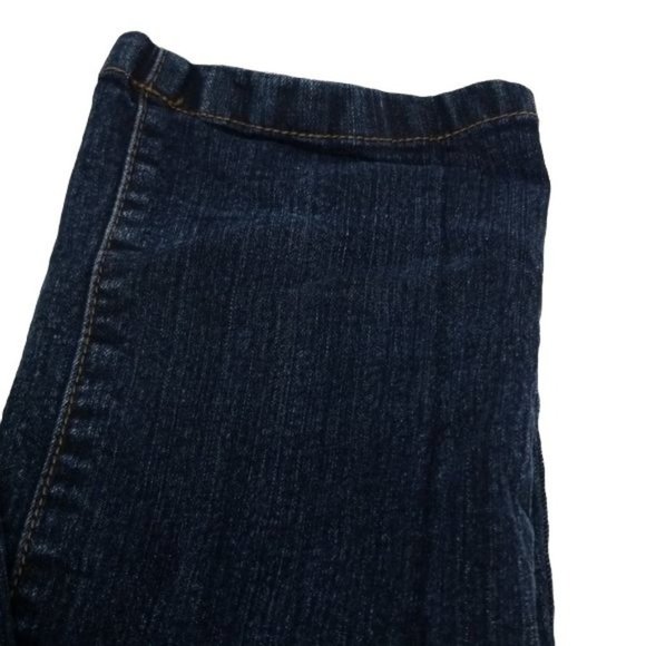 Skinny/Slim Leg  Blue Jeans w/ pocket design - Picture 3 of 6